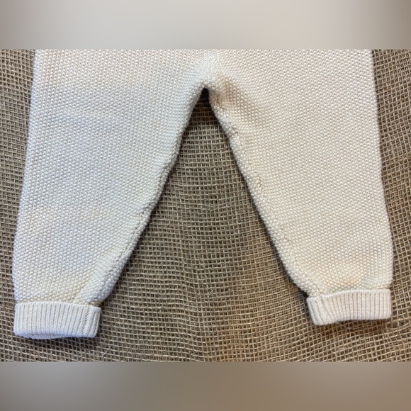 Zara Knit Overalls w/Straight Neckline, 12-18 Mths, Front Button Suspenders - Picture 5 of 5